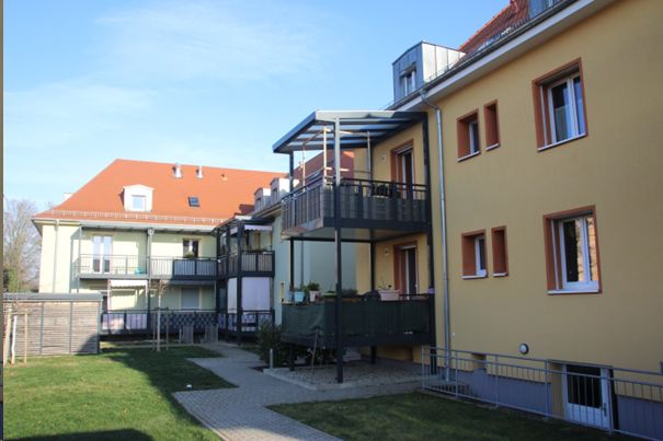 Sanierung Mehrfamilienhaus in zwei Abschnitten